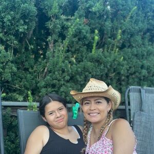 Meet your Posher, Norma